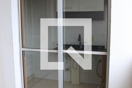 Varanda de apartamento para alugar com 2 quartos, 65m² em Jardim Ipe, Goiânia
