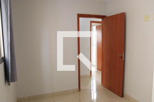 Quarto de apartamento para alugar com 2 quartos, 65m² em Jardim Ipe, Goiânia