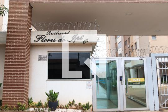 Fachada de apartamento para alugar com 2 quartos, 65m² em Jardim Ipe, Goiânia