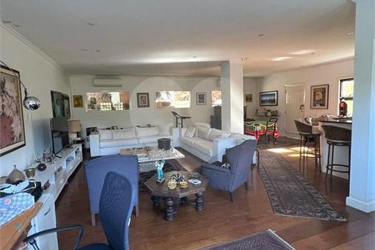 Casa à venda com 3 quartos, 420m² em Vila Andrade, São Paulo