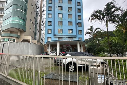 Fachada do bloco de apartamento para alugar com 2 quartos, 130m² em Itararé, São Vicente