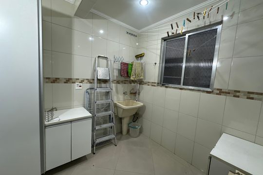 Área de Serviço de apartamento para alugar com 2 quartos, 130m² em Itararé, São Vicente
