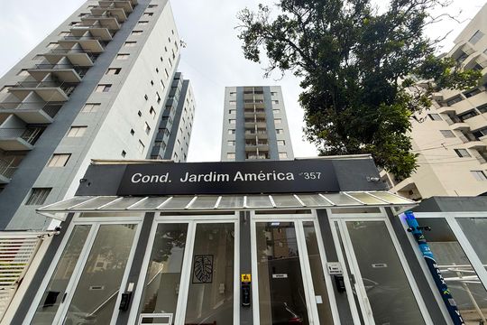 Fachada de apartamento para alugar com 2 quartos, 55m² em São Domingos, São Paulo