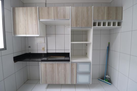Cozinha de apartamento para alugar com 2 quartos, 45m² em Shopping Park, Uberlândia