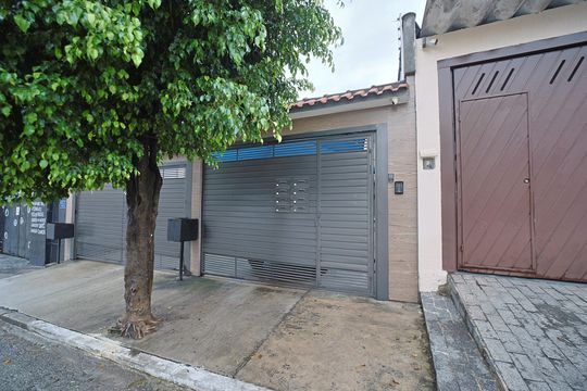 Fachada de casa de condomínio para alugar com 2 quartos, 57m² em Vila Buenos Aires, São Paulo