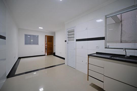 Cozinha de casa de condomínio para alugar com 2 quartos, 57m² em Vila Buenos Aires, São Paulo