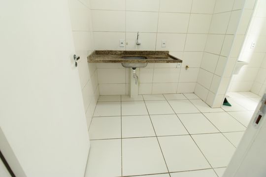 Cozinha de apartamento para alugar com 2 quartos, 47m² em Vila Fiori, Sorocaba
