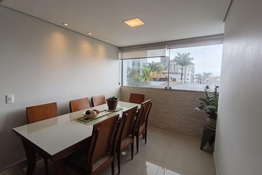 Sala de apartamento à venda com 4 quartos, 100m² em Fernão Dias, Belo Horizonte