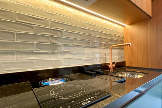 Cozinha de kitnet/studio para alugar com 1 quarto, 25m² em Vila Nova Conceição, São Paulo