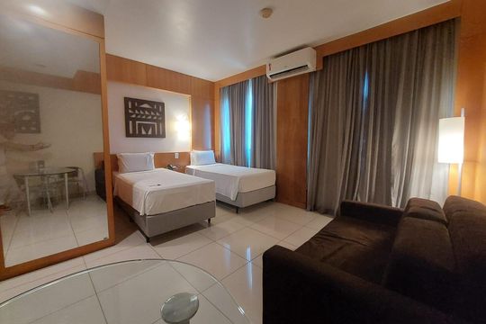sala de kitnet/studio à venda com 1 quarto, 30m² em Funcionários, Belo Horizonte