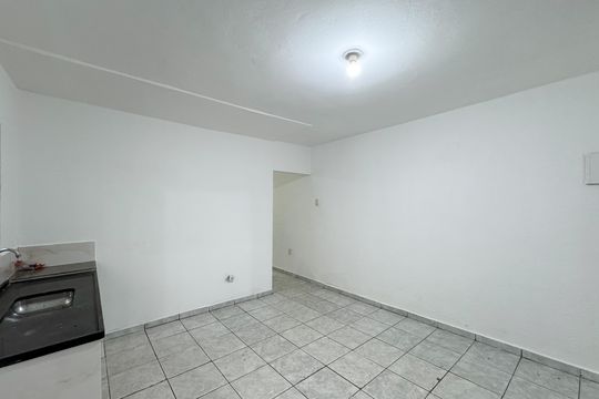 Cozinha de casa para alugar com 1 quarto, 60m² em Alvarenga, São Bernardo do Campo