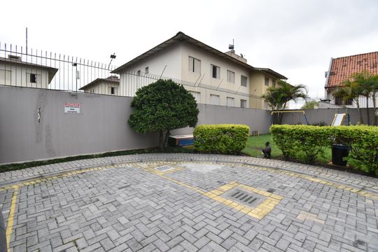Área comum de casa de condomínio para alugar com 3 quartos, 132m² em Xaxim, Curitiba