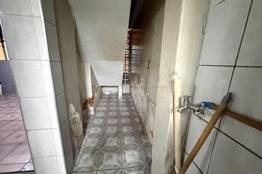 Banheiro de casa para alugar com 3 quartos, 100m² em Vila Marina, São Paulo