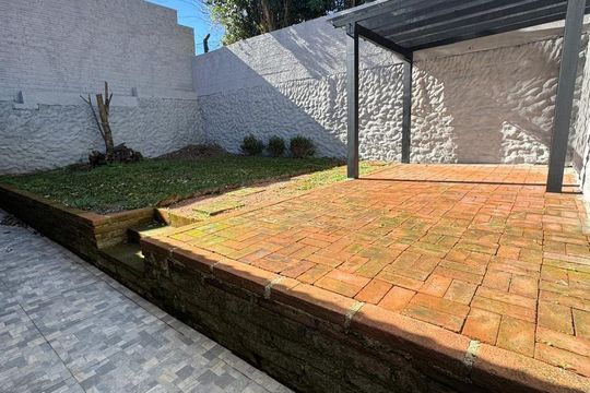 Área Externa de casa à venda com 3 quartos, 273m² em Canudos, Novo Hamburgo