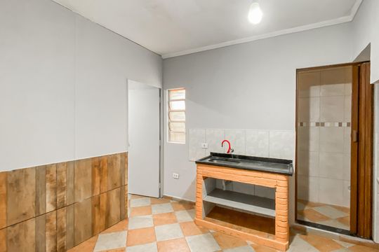 Casa para alugar com 1 quarto, 80m² em Jardim Castelo, São Paulo