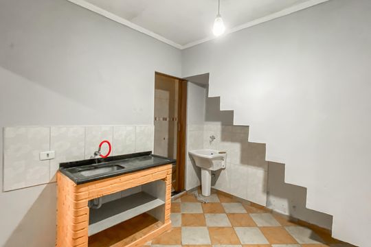Cozinha de casa para alugar com 1 quarto, 80m² em Jardim Castelo, São Paulo
