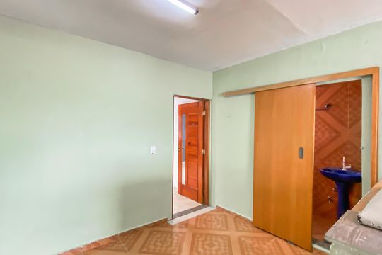 Sala de casa para alugar com 2 quartos, 80m² em Jardim Castelo, São Paulo