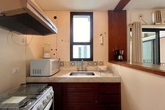 Cozinha  de apartamento à venda com 1 quarto, 55m² em Copacabana, Rio de Janeiro