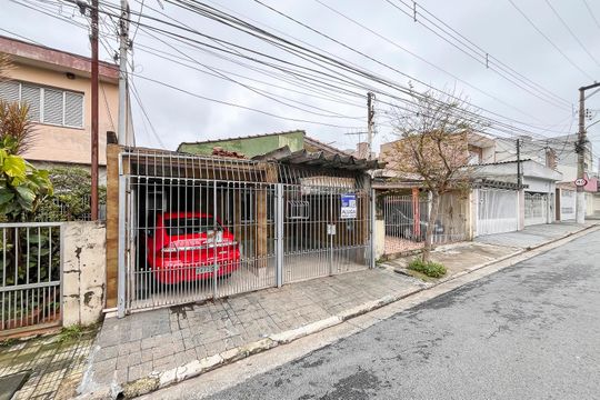 Fachada + plaquinha de casa para alugar com 1 quarto, 40m² em Vila Vivaldi, São Bernardo do Campo