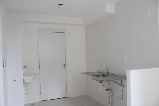 Cozinha de apartamento para alugar com 2 quartos, 32m² em Várzea da Barra Funda, São Paulo