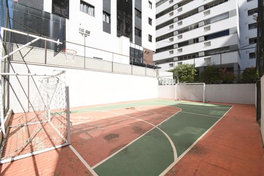 Área comum - Quadra Poliesportiva de apartamento para alugar com 2 quartos, 80m² em Centro, Curitiba