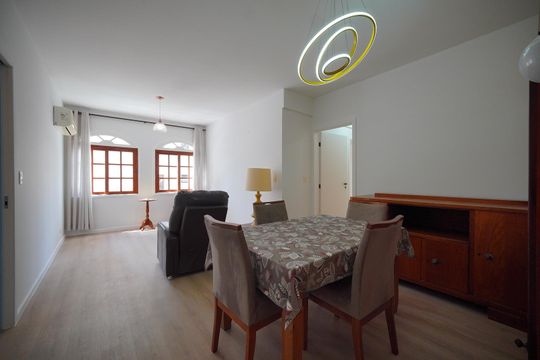 Apartamento para alugar com 2 quartos, 109m² em Centro, Florianópolis