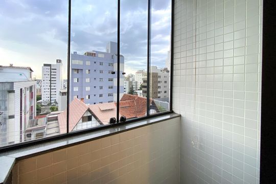 Varanda Quarto 2 de apartamento à venda com 4 quartos, 130m² em Gutierrez, Belo Horizonte