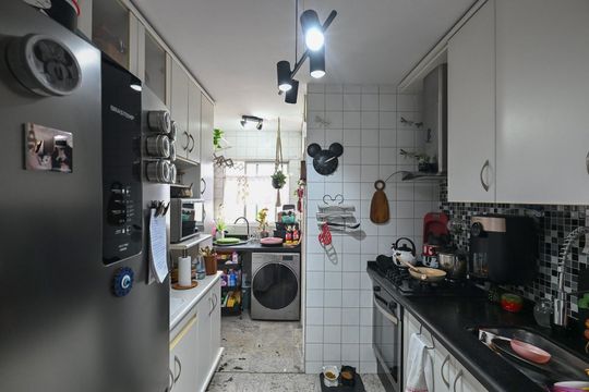 Cozinha de apartamento à venda com 2 quartos, 71m² em Horto do Ype, São Paulo