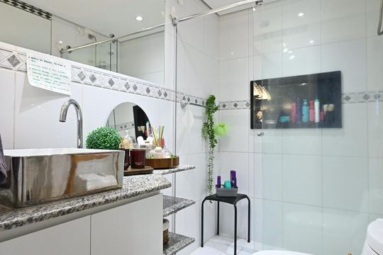 Banheiro de apartamento à venda com 2 quartos, 71m² em Horto do Ype, São Paulo