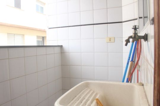 Área de Serviço de apartamento para alugar com 2 quartos, 72m² em Olímpico, São Caetano do Sul