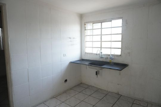 Casa para alugar com 2 quartos, 70m² em Parque Guarani, São Paulo
