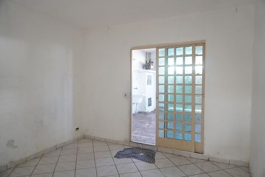 Casa para alugar com 2 quartos, 70m² em Parque Guarani, São Paulo