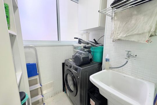 Lavanderia de apartamento à venda com 1 quarto, 54m² em Jardim das Acacias, São Paulo