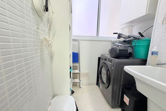 Lavanderia de apartamento à venda com 1 quarto, 54m² em Jardim das Acacias, São Paulo