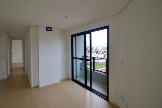 Sala de apartamento à venda com 2 quartos, 47m² em Capão Raso, Curitiba