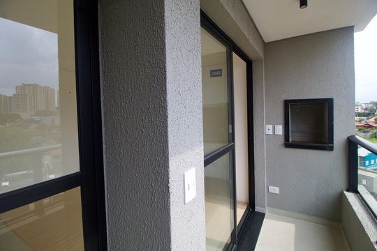 Sacada de apartamento à venda com 2 quartos, 47m² em Capão Raso, Curitiba