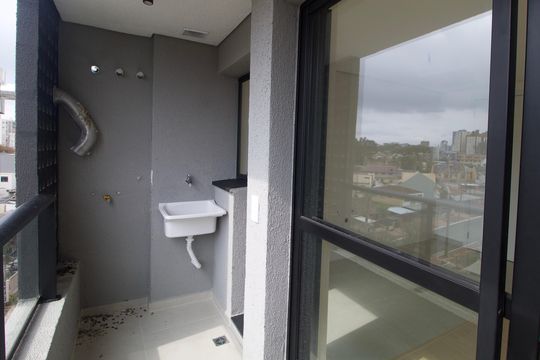 Área de Serviço de apartamento à venda com 2 quartos, 47m² em Capão Raso, Curitiba