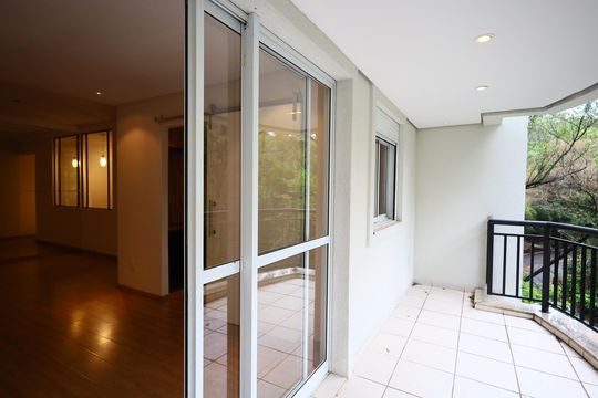 Sala de apartamento à venda com 2 quartos, 90m² em Cidade São Francisco , São Paulo