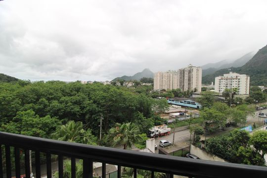 Sala - Varanda de kitnet/studio para alugar com 1 quarto, 32m² em Jacarepaguá, Rio de Janeiro
