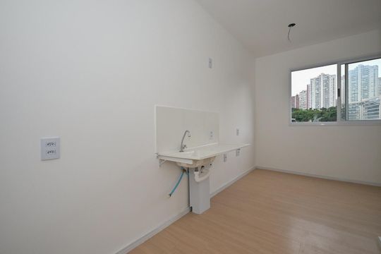 Cozinha de kitnet/studio para alugar com 1 quarto, 17m² em Vila Andrade, São Paulo