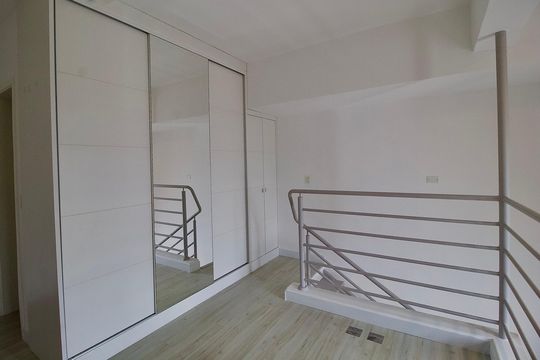 Quarto de apartamento à venda com 1 quarto, 52m² em Centro, Curitiba