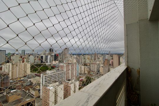 Sacada de apartamento à venda com 1 quarto, 52m² em Centro, Curitiba