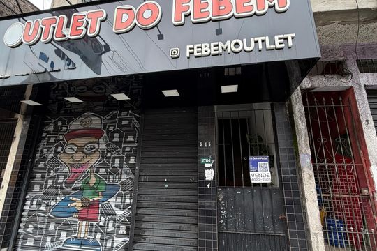 Fachada de casa à venda com 3 quartos, 65m² em Santa Terezinha, São Bernardo do Campo
