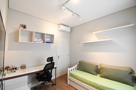 Quarto 3 de apartamento para alugar com 4 quartos, 185m² em Mossunguê, Curitiba