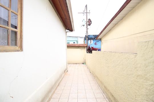 Quintal de casa à venda com 3 quartos, 250m² em Vila Rosaria, São Paulo