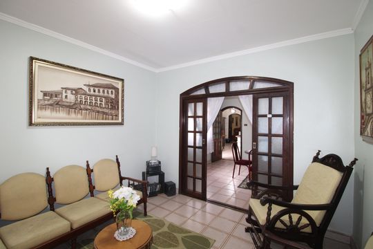 Casa à venda com 3 quartos, 250m² em Vila Rosaria, São Paulo