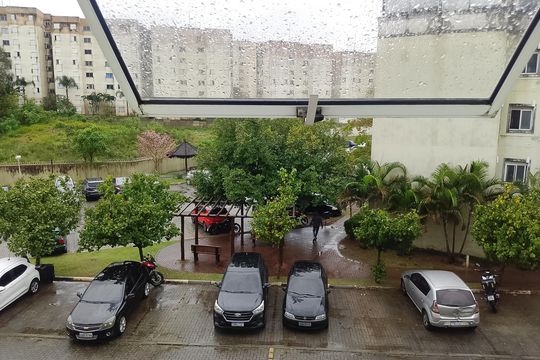 Vista do Banheiro de apartamento para alugar com 2 quartos, 50m² em Jardim Santa Izabel, Cotia