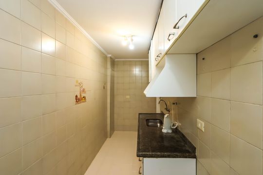 Cozinha e Área de Serviço de apartamento à venda com 2 quartos, 69m² em Vila Mariana, São Paulo