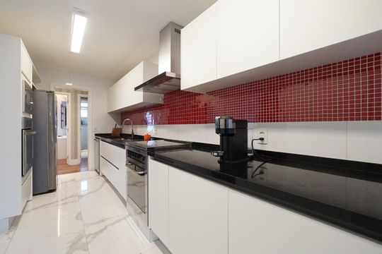 Cozinha de apartamento à venda com 4 quartos, 226m² em Vila Mariana, São Paulo