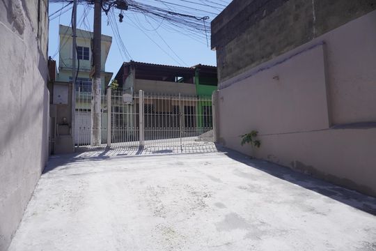 Área externa de casa à venda com 2 quartos, 73m² em Jardim Pedro José Nunes, São Paulo
